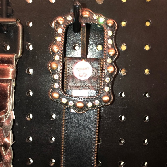 Belt - Picture 3 of 3